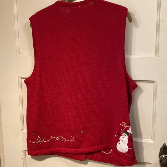 Cute Christmas Holiday Vest. Size XL or XXL - Picture 2 of 5
